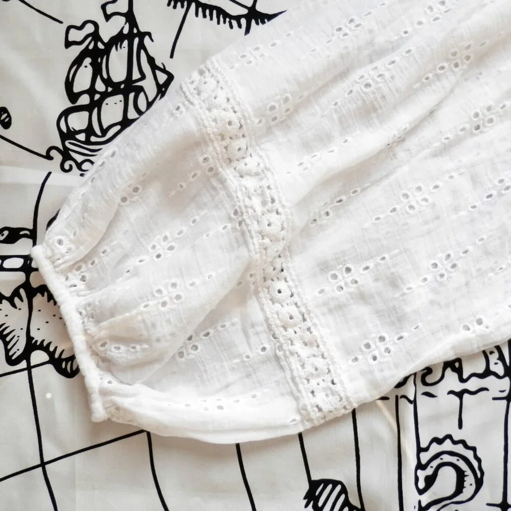 AE || Eyelet Boho Long Sleeve Blouse - Picture 5 of 7